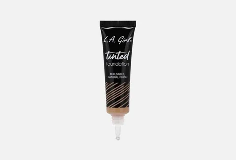 L.A. Girl Tinted Foundation - Tan