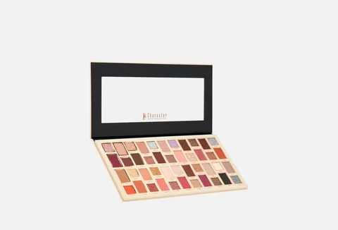 Character 44 Pro Creations Eyeshadow Palette FFE001 70.