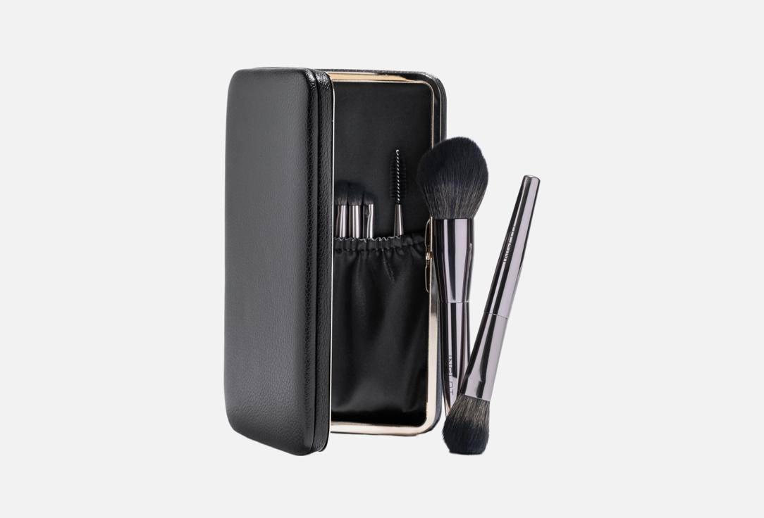 INGLOT INGLOT MAKEUP BRUSH SET IN A CASE