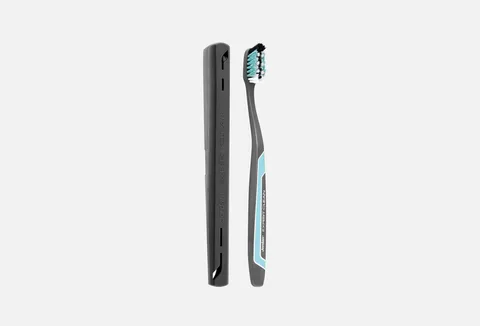 Jordan Expert Clean Toothbrush Soft with Travel Case